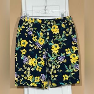 Isaac Mizrahi Live Shorts 24/7 Stretch Pull On Shorts in Floral Print